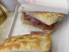 -高玛纳驴肉火烧(一世界店)