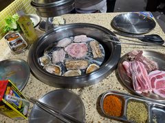 -姜胖胖韩式自助烤肉(光明万达店)