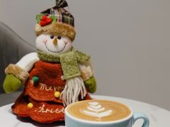 -Fridi Patisserie Cafe