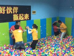 -好玩工厂密室·鹅鸭杀·桌游拼豆电玩