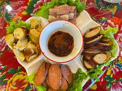 -闯关东东北农家菜(崂山石老人店)
