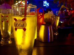 -拾光音乐餐酒吧(告庄星光夜市店)