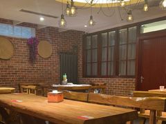 -万记麻辣烫国展总店