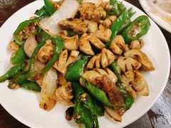 酱爆生肠-美食店(华贵路店)