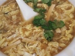 酸辣汤-南磨房食府(燕莎奥特莱斯购物中心店)