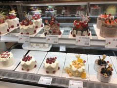 -花花卷卷·鲜食蛋糕(静安久光百货店)