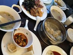 -上海怡沁园度假酒店