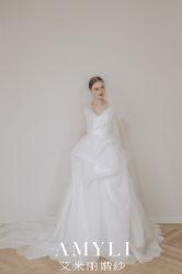 -艾米丽婚纱礼服