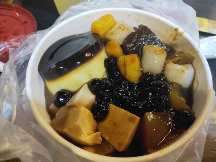 鲜芋仙(徐汇绿地缤纷店)-"同事晋升了,点的他家的外卖来庆祝一下. .