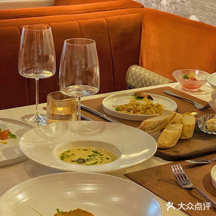 爱马仕橙小洋楼🌆AMA新派融合料理