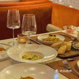 爱马仕橙小洋楼🌆AMA新派融合料理