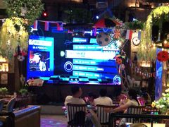 -临界音乐酒馆·小龙虾·江湖菜(华熙LIVE·鱼洞店)