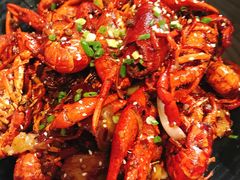 特色油焖大虾-巴厘龙虾·榜首油焖大虾(音乐学院·沿江酒馆店)