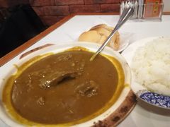 崩砂咖喱牛腩-番茄屋葡式美食(总店)