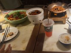 -绿茶餐厅(同成街华联店)