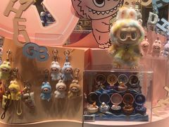 -泡泡玛特POPMART(凯德大峡谷店)