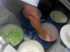 -鑫海汇海鲜烤肉火锅自助(七彩城店)
