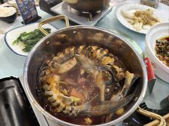 -刘姐啤酒鱼民族演艺餐厅(西街总店)