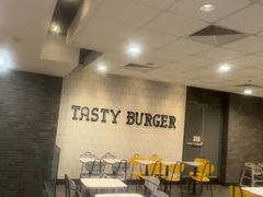 -麦当劳(杨林得来速店)