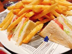 -Ambra Haus琥珀屋精酿餐厅(宝山店)