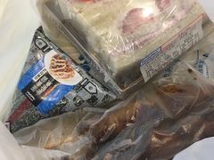 -全家便利店(东直门店)