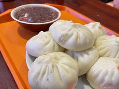 菌菇酱肉包-石头门坎