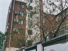 -上海市静安区图书馆(新闸路馆)