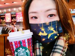 -星巴克(上海虹桥新天地二店)