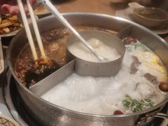 -江小渔鲜鱼火锅(冠亚星城店)