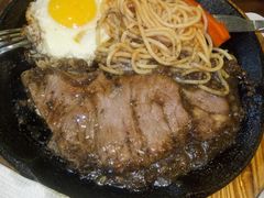 -皇品世家牛排(七一路店)