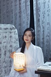 -onlygirl摄影美学馆高端定制(江滩店)