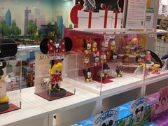 -泡泡玛特POPMART(上海环球港店)