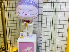 -泡泡玛特POPMART(上海环球港店)