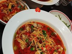 -川流不息·地道川菜·小龙虾(松东路店)