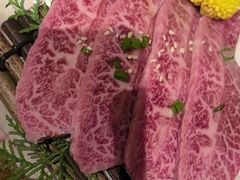 -山川小町·极番烧肉(新地假日广场店)