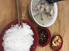 -雷祖芳老妈蹄花店