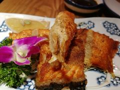黑椒监烧三文鱼骨-渔井食堂(新洲店)