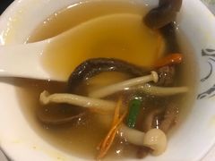 美味菌菇汤-涌上外婆桥(南塘店)