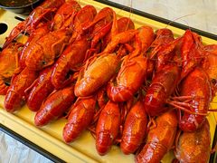 肥肥蒸虾-肥肥虾庄·金牌油焖大虾(江汉路黄鹤楼联名店)