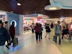 -东荟城名店仓