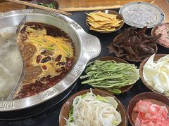 -重庆故事姊妹老火锅(财经学院店)