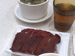 -香港新发烧腊茶餐厅(水围店)