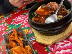 -悦府东北私房菜·饺子王·铁锅炖(长白山万达店)