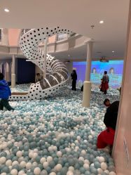 -奈尔宝·儿童乐园·亲子餐厅(鄞州万达店)