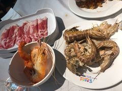 -领鲜活海鲜榴莲自助火锅(东门店)