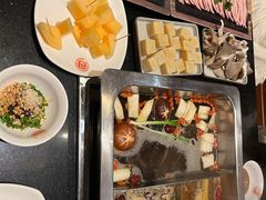 -百年川椒重庆老火锅(光谷店)