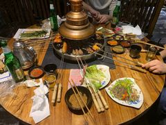 -梁山烤肉(榆林行者武松店)