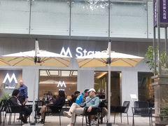 -M Stand(南京紫峰大厦店)