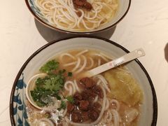 -鑫花溪牛肉米粉(凤凰街创始总店)