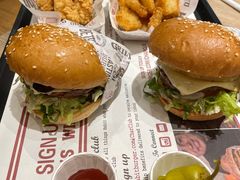 -The Habit Burger Grill 哈比特汉堡(爱琴海店)